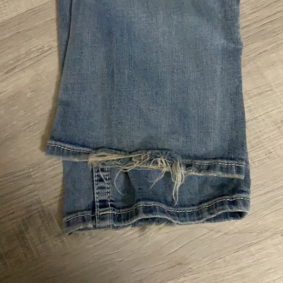 Miss Me Mid-Raise Easy Boot Jeans - Picture 5 of 5